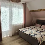 Brzozowa 4 *